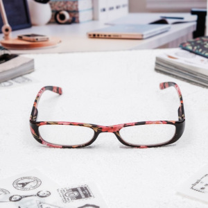 Очки корригирующие 9901, размер 13,1х13,2х2,7, цвет МИКС, в футляре, отгибающаяся дужка, +1 Очки корригирующие 9901, размер 13,1х13,2х2,7, цвет МИКС, в футляре, отгибающаяся дужка, +1