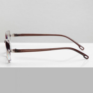 Очки корригирующие В306, цвет коричневый, тонированные, +1 Очки корригирующие В306, цвет коричневый, тонированные, +1