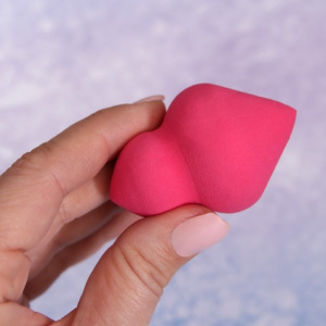 Подарочный набор для макияжа «Куколки», 2 предмета, в футляре, с открыткой, цвет розовый Подарочный набор для макияжа «Куколки», 2 предмета, в футляре, с открыткой, цвет розовый