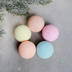 Подарочный набор «Достатка в Новом году» гель для душа, бурлящие шары Подарочный набор «Достатка в Новом году» гель для душа, бурлящие шары