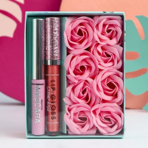 Подарочный набор Hello, spring! (тушь для ресниц, блеск для губ и мыльные лепестки) Подарочный набор Hello, spring! (тушь для ресниц, блеск для губ и мыльные лепестки)