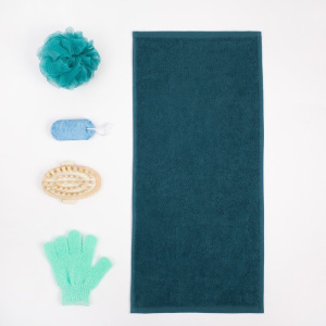 Подарочный набор "Be happy" полотенце 30х60 см и банные акс. Подарочный набор "Be happy" полотенце 30х60 см и банные акс.