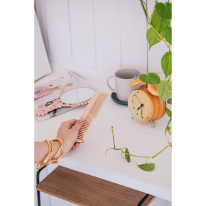 Расчёска - гребень, комбинированная, цвет «светлое дерево» Расчёска - гребень, комбинированная, цвет «светлое дерево»