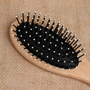 Расчёска массажная, цвет «светлое дерево» Расчёска массажная, цвет «светлое дерево»