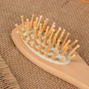 Расчёска массажная, цвет «светлое дерево» Расчёска массажная, цвет «светлое дерево»