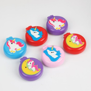 Расчёска массажная «Единорог», с зеркалом, складная, на блистере, цвет МИКС Расчёска массажная «Единорог», с зеркалом, складная, на блистере, цвет МИКС