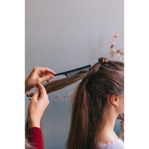 Расчёска с хвостиком, цвет чёрный Расчёска с хвостиком, цвет чёрный