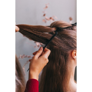 Расчёска с хвостиком, цвет чёрный Расчёска с хвостиком, цвет чёрный