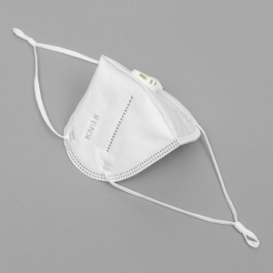 Респиратор KN95 FFP2 с резинками за голову, универсальный Респиратор KN95 FFP2 с резинками за голову, универсальный