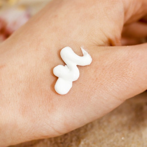 Солнцезащитный крем PARTY tonight Солнцезащитный крем PARTY tonight