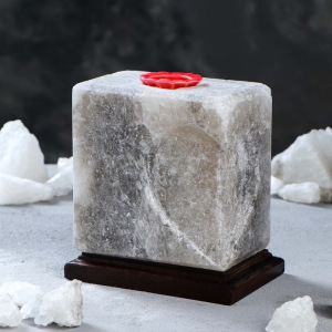 Соляная лампа "Аромат любви" 17 см Соляная лампа "Аромат любви" 17 см