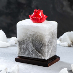 Соляная лампа "Аромат любви" 17 см Соляная лампа "Аромат любви" 17 см