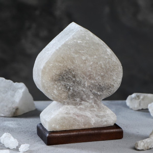 Соляная лампа "Дама", 18 см, 1-2 кг Соляная лампа "Дама", 18 см, 1-2 кг