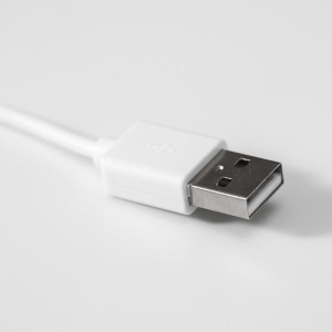 Соляной светильник "Елка" LED (диод цветной) USB белая соль 10х7х13 см Соляной светильник "Елка" LED (диод цветной) USB белая соль 10х7х13 см