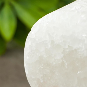 Соляной светильник "Круг" LED (диод цветной) USB белая соль 12,5*5*10 см Соляной светильник "Круг" LED (диод цветной) USB белая соль 12,5*5*10 см