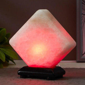 Соляной светильник "Кубик" LED (диод цветной) USB белая соль 10х9х7 см Соляной светильник "Кубик" LED (диод цветной) USB белая соль 10х9х7 см