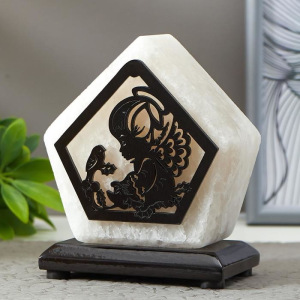 Соляной светильник с диммером "Ангел малый" Е14 15Вт 1,3 кг белая соль 13х8х15 см Соляной светильник с диммером "Ангел малый" Е14 15Вт 1,3 кг белая соль 13х8х15 см