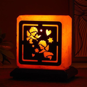 Соляной светильник с диммером "Ангелы" Е14 15Вт 1,3-1,4 кг гимал. соль 12х7х12 см Соляной светильник с диммером "Ангелы" Е14 15Вт 1,3-1,4 кг гимал. соль 12х7х12 см