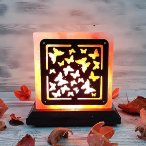 Соляной светильник с диммером "Бабочки" Е14 15Вт 1,3-1,4 кг гимал. соль 12х7х12 см Соляной светильник с диммером "Бабочки" Е14 15Вт 1,3-1,4 кг гимал. соль 12х7х12 см