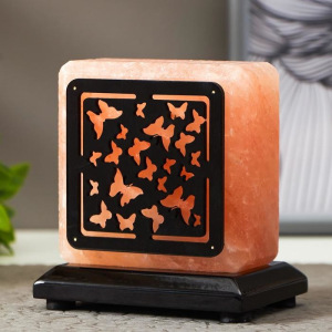 Соляной светильник с диммером "Бабочки" Е14 15Вт 1,3-1,4 кг гимал. соль 12х7х12 см Соляной светильник с диммером "Бабочки" Е14 15Вт 1,3-1,4 кг гимал. соль 12х7х12 см