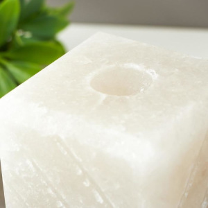 Соляной светильник с диммером "Куб-арома" Е14 15Вт 1-2 кг белая соль 11х11х12 см Соляной светильник с диммером "Куб-арома" Е14 15Вт 1-2 кг белая соль 11х11х12 см