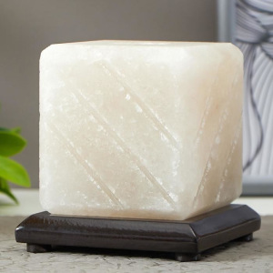 Соляной светильник с диммером "Куб-арома" Е14 15Вт 1-2 кг белая соль 11х11х12 см Соляной светильник с диммером "Куб-арома" Е14 15Вт 1-2 кг белая соль 11х11х12 см