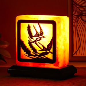 Соляной светильник с диммером "Ласточки" Е14 15Вт 1,3-1,4 кг гимал. соль 12х7х12 см Соляной светильник с диммером "Ласточки" Е14 15Вт 1,3-1,4 кг гимал. соль 12х7х12 см