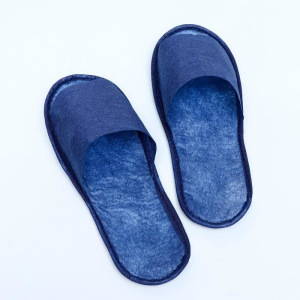 Тапочки из спанбонда "Эконом ПВХ" антискользящие, подошва 4мм., 43 разм. Тапочки из спанбонда "Эконом ПВХ" антискользящие, подошва 4мм., 43 разм.