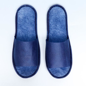 Тапочки из спанбонда "Эконом ПВХ" антискользящие, подошва 4мм., 43 разм. Тапочки из спанбонда "Эконом ПВХ" антискользящие, подошва 4мм., 43 разм.