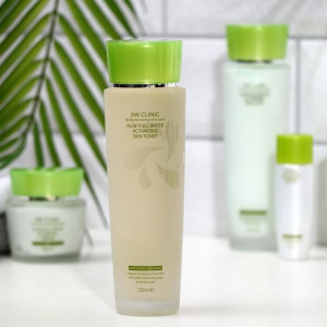 Увлажняющий набор для ухода за лицом 3W CLINIC с экстрактом алоэ Увлажняющий набор для ухода за лицом 3W CLINIC с экстрактом алоэ