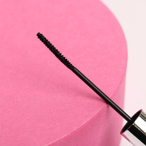 Водостойкая тушь с эффектом сценического объёма Winter Princess, цвет чёрный Водостойкая тушь с эффектом сценического объёма Winter Princess, цвет чёрный