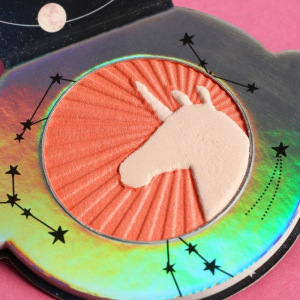 Запечёные румяна Cosmic disco, оттенокнатурально-розовый Запечёные румяна Cosmic disco, оттенокнатурально-розовый