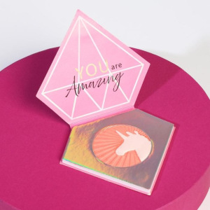 Запечёные румяна Shine bright, оттенок натурально-розовый Запечёные румяна Shine bright, оттенок натурально-розовый