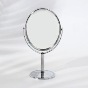 Зеркало на ножке, двустороннее, с увеличением, зеркальная поверхность 8 × 9,5 см, цвет серебряный Зеркало на ножке, двустороннее, с увеличением, зеркальная поверхность 8 × 9,5 см, цвет серебряный