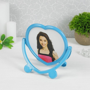 Зеркало настольное, с рамкой под фотографию, двустороннее, зеркальная поверхность — 12,7 × 13 см, МИКС Зеркало настольное, с рамкой под фотографию, двустороннее, зеркальная поверхность — 12,7 × 13 см, МИКС