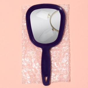 Зеркало с ручкой, зеркальная поверхность 6,5 × 6 см, МИКС Зеркало с ручкой, зеркальная поверхность 6,5 × 6 см, МИКС