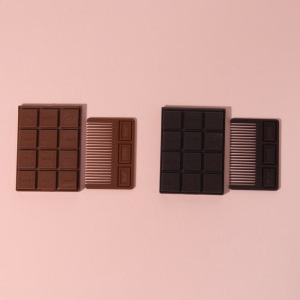 Зеркало складное «Шоколадное чудо», с расчёской, МИКС Зеркало складное «Шоколадное чудо», с расчёской, МИКС