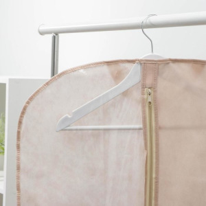 Чехол для одежды, 60×100 см, спанбонд, цвет бежевый Чехол для одежды, 60×100 см, спанбонд, цвет бежевый