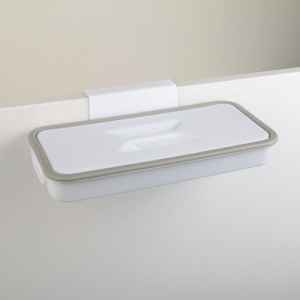 Держатель для мусорного пакета подвесной на дверцу 1,7 см, цвет белый Держатель для мусорного пакета подвесной на дверцу 1,7 см, цвет белый