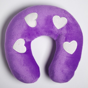 Детская подушка для путешествий «Сердечки», цвет МИКС Детская подушка для путешествий «Сердечки», цвет МИКС