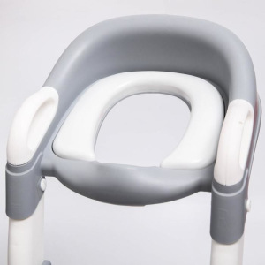 Детское сиденье на унитаз, цвет серый/белый Детское сиденье на унитаз, цвет серый/белый