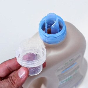 Гель для стирки и пятновыводитель BioMio BIO-2-IN-1, 1500 мл Гель для стирки и пятновыводитель BioMio BIO-2-IN-1, 1500 мл