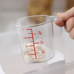 Контейнер для хранения на колёсиках YAMADA, 9,8 л, 17,4×30,2×30,4 см, мерная кружка, цвет прозрачный Контейнер для хранения на колёсиках YAMADA, 9,8 л, 17,4×30,2×30,4 см, мерная кружка, цвет прозрачный