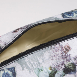 Косметичка дорожная, отдел на молнии, с ручкой, цвет бежевый Косметичка дорожная, отдел на молнии, с ручкой, цвет бежевый