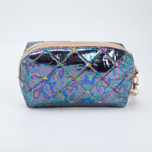 Косметичка дорожная, отдел на молнии, с ручкой, цвет чёрный Косметичка дорожная, отдел на молнии, с ручкой, цвет чёрный