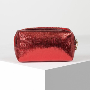 Косметичка дорожная, отдел на молнии, с ручкой, цвет красный Косметичка дорожная, отдел на молнии, с ручкой, цвет красный