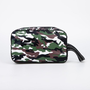 Косметичка дорожная, отдел на молнии, с ручкой, цвет зелёный Косметичка дорожная, отдел на молнии, с ручкой, цвет зелёный