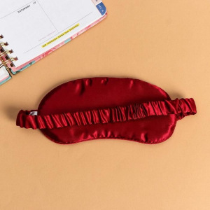 Маска для сна "Создавай радужные сны" Маска для сна "Создавай радужные сны"