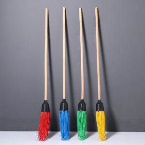 Метла деревянная, 140 см, 4 фланца, массив бука, микс Метла деревянная, 140 см, 4 фланца, массив бука, микс