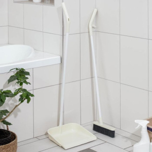 Набор AKOR SoftFlex 5000: щетка для пола с совком Набор AKOR SoftFlex 5000: щетка для пола с совком